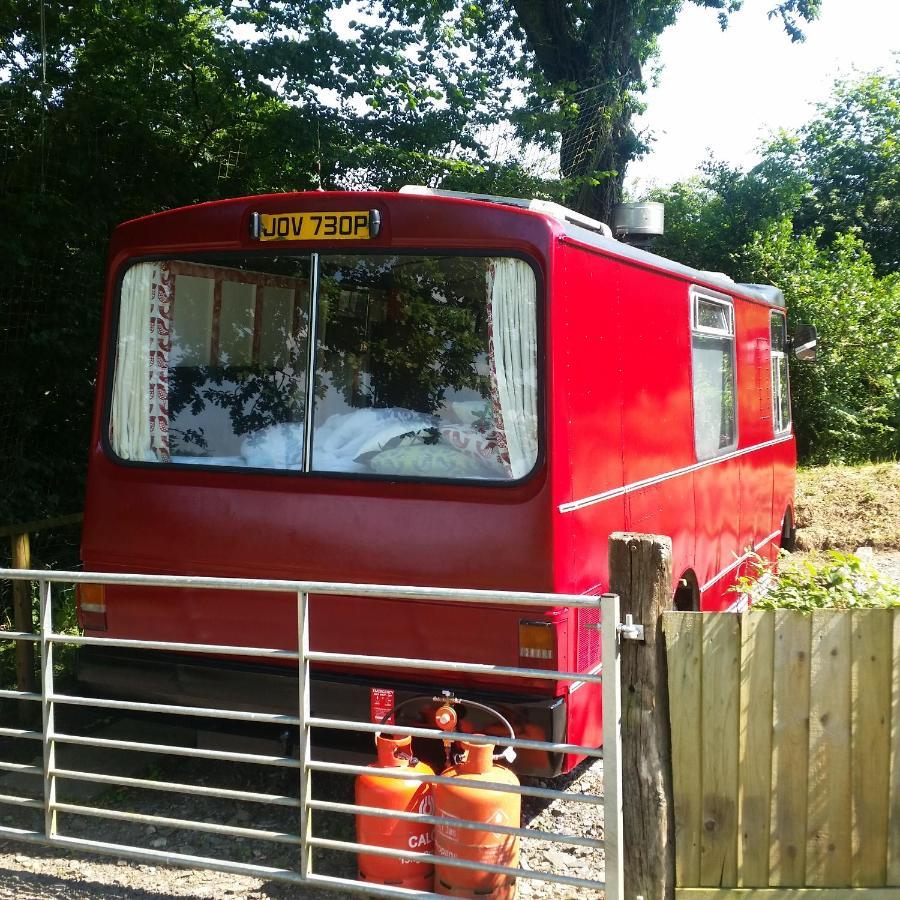 מלון Lamerton The Megabus Near Tavistock And Dartmoor. מראה חיצוני תמונה